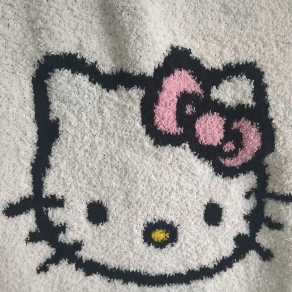 Sanrio Hello Kitty Spring Reversible Throw Blanket Pink Flowers Super Soft 50x70